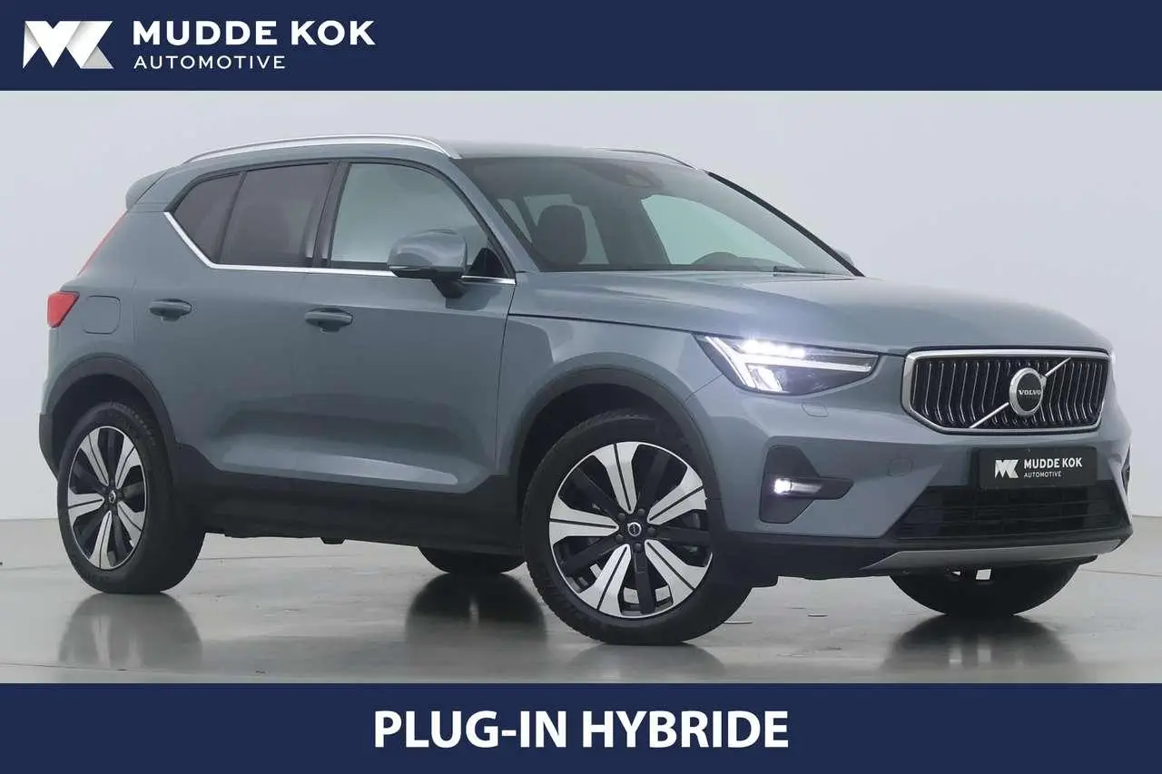 Photo 1 : Volvo Xc40 2023 Hybrid