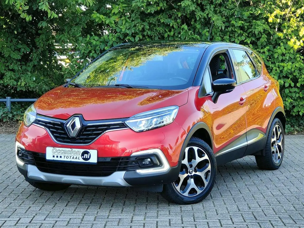 Photo 1 : Renault Captur 2019 Essence