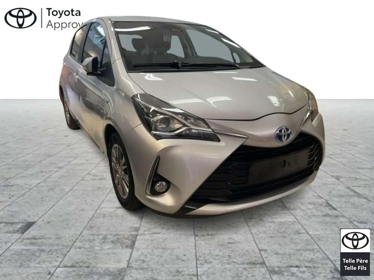 Photo 1 : Toyota Yaris 2017 Hybrid