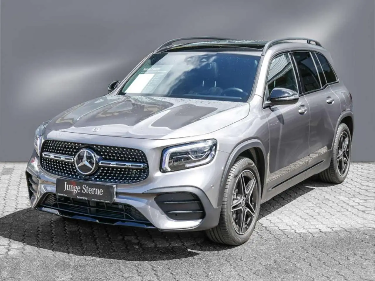 Photo 1 : Mercedes-benz Classe Glb 2023 Essence