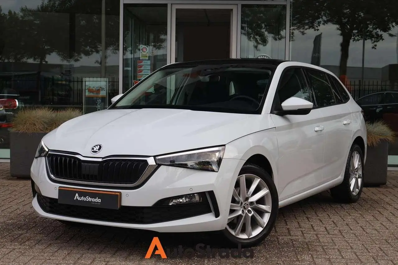 Photo 1 : Skoda Scala 2019 Essence