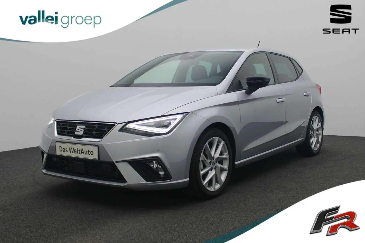 Photo 1 : Seat Ibiza 2023 Petrol