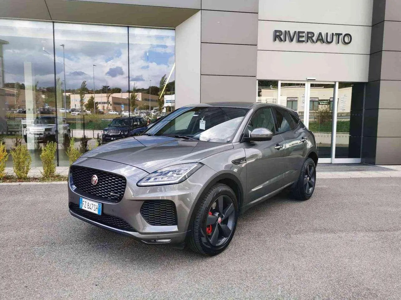 Photo 1 : Jaguar E-pace 2019 Diesel