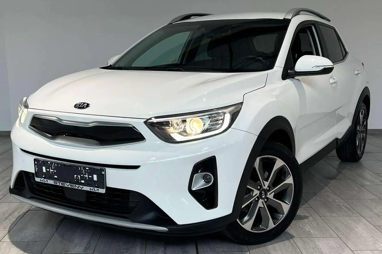 Photo 1 : Kia Stonic 2019 Petrol