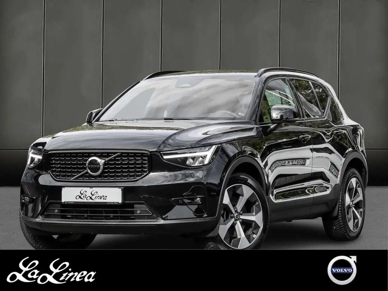 Photo 1 : Volvo Xc40 2022 Petrol