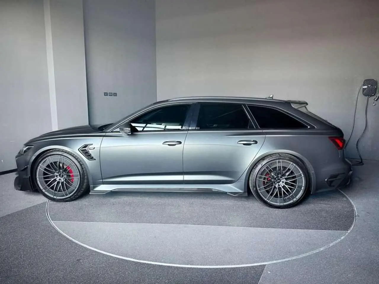 Photo 1 : Audi Rs6 2020 Hybride