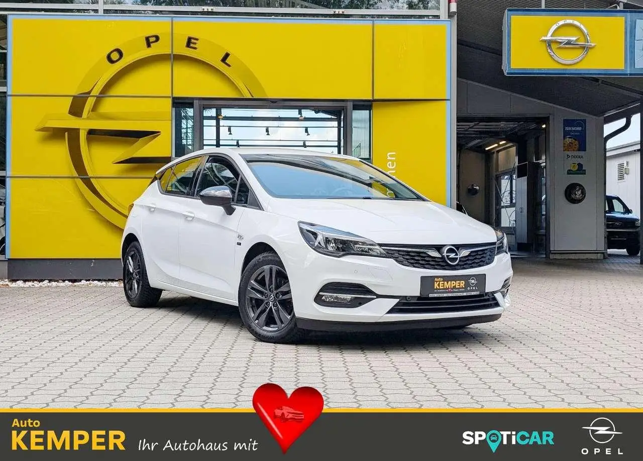 Photo 1 : Opel Astra 2020 Essence