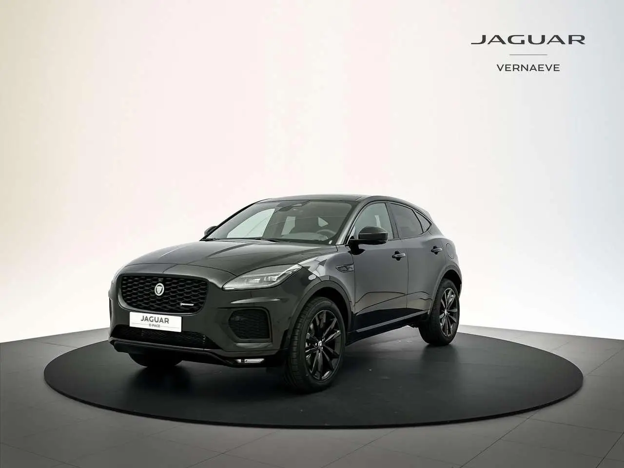 Photo 1 : Jaguar E-pace 2024 Hybrid