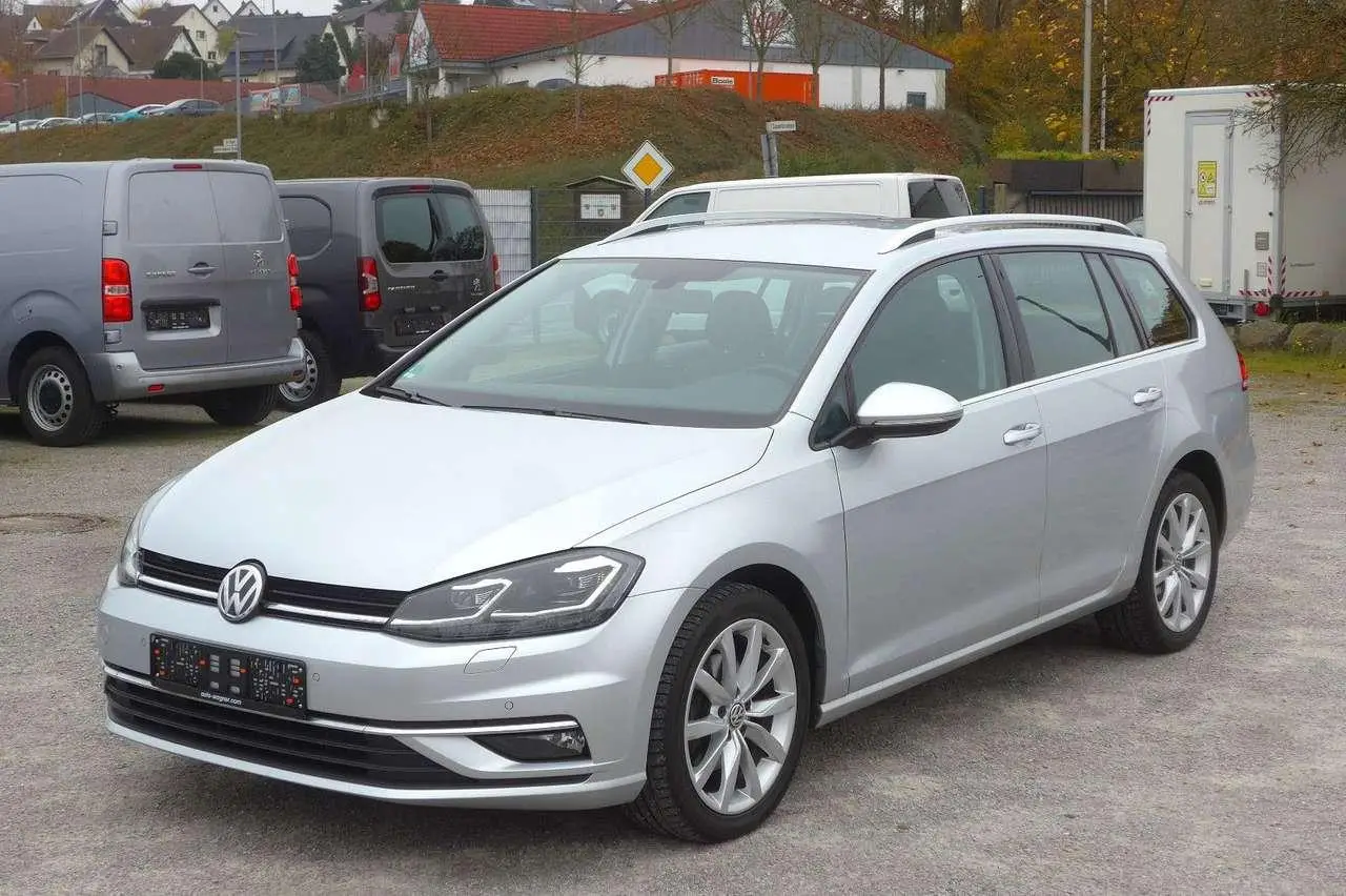 Photo 1 : Volkswagen Golf 2018 Diesel