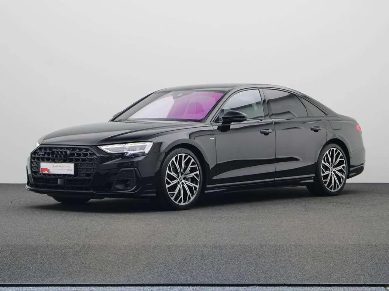 Photo 1 : Audi A8 2023 Hybride