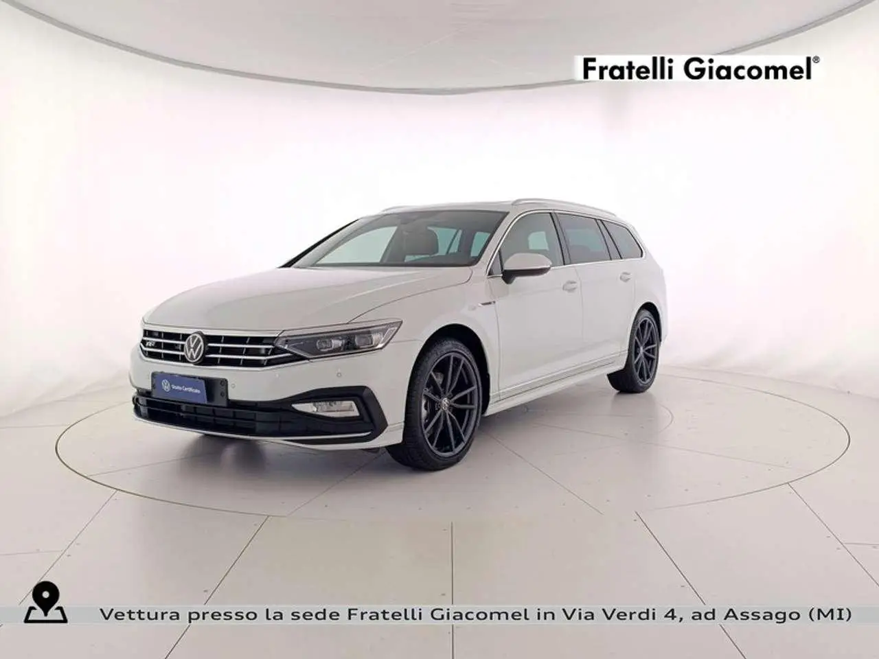 Photo 1 : Volkswagen Passat 2024 Diesel