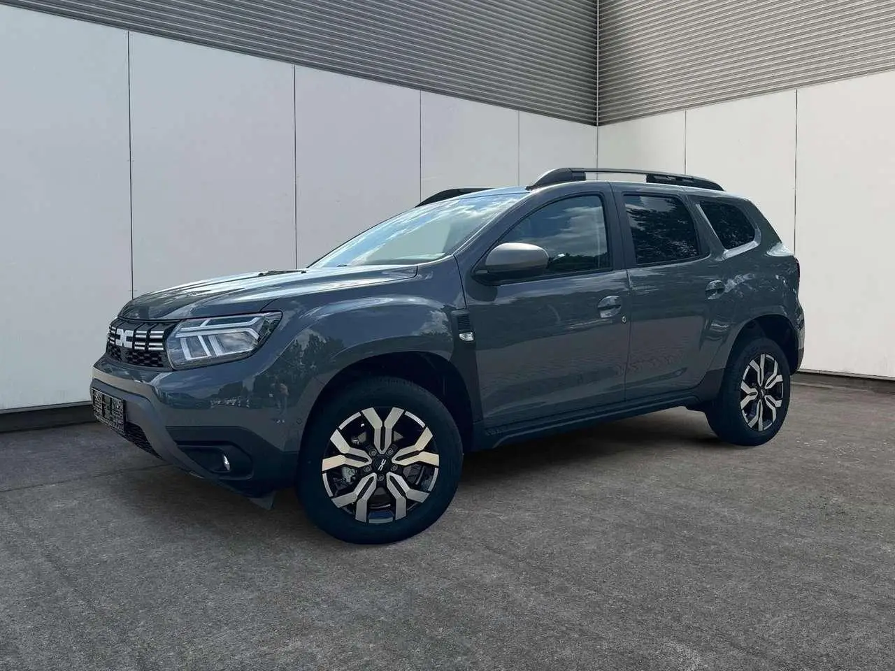 Photo 1 : Dacia Duster 2024 Petrol