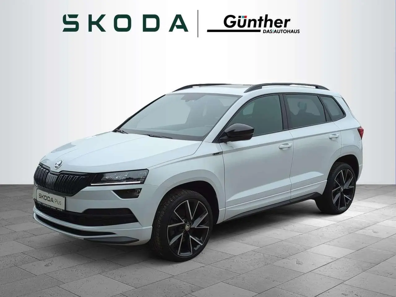 Photo 1 : Skoda Karoq 2021 Essence