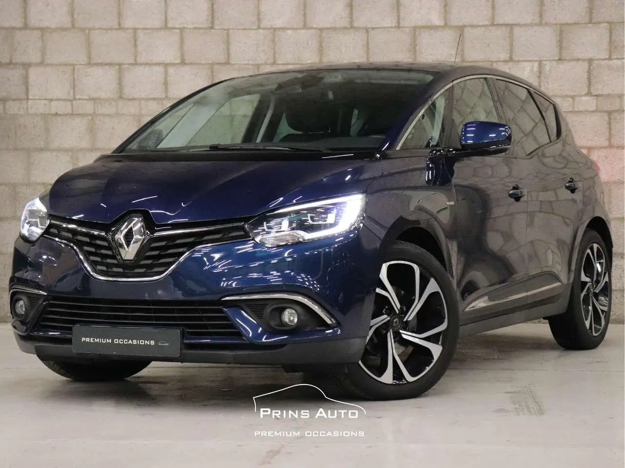 Photo 1 : Renault Scenic 2018 Hybrid