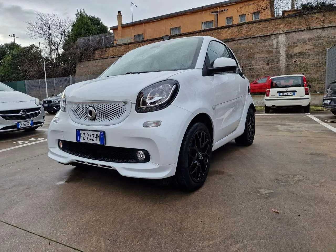 Photo 1 : Smart Fortwo 2019 Petrol