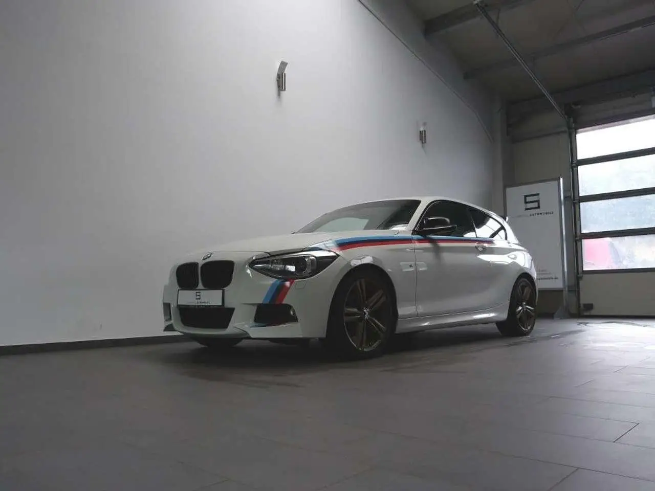 Photo 1 : Bmw Serie 1 2015 Petrol