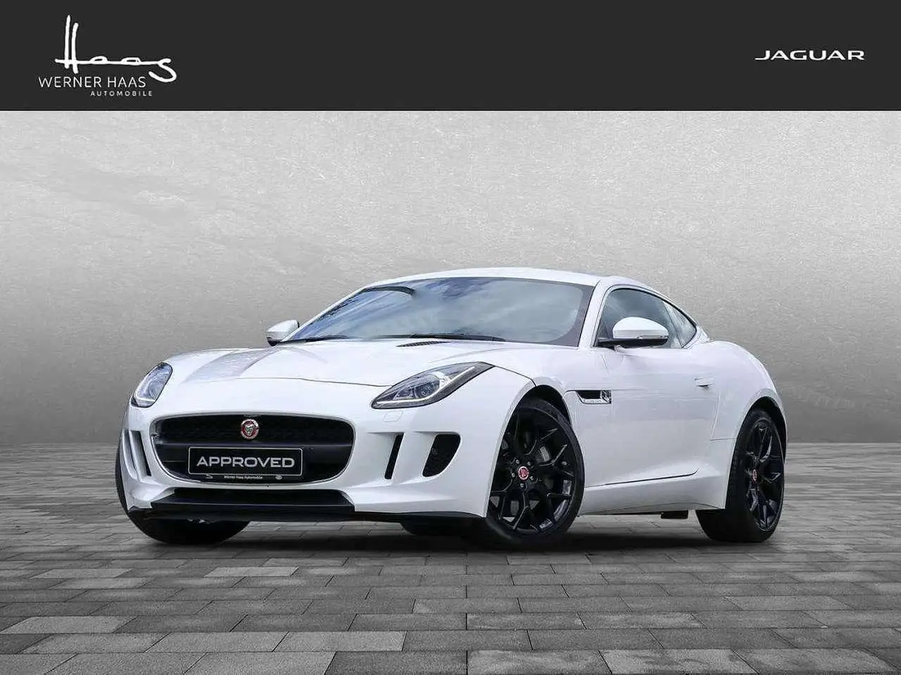 Photo 1 : Jaguar F-type 2017 Petrol