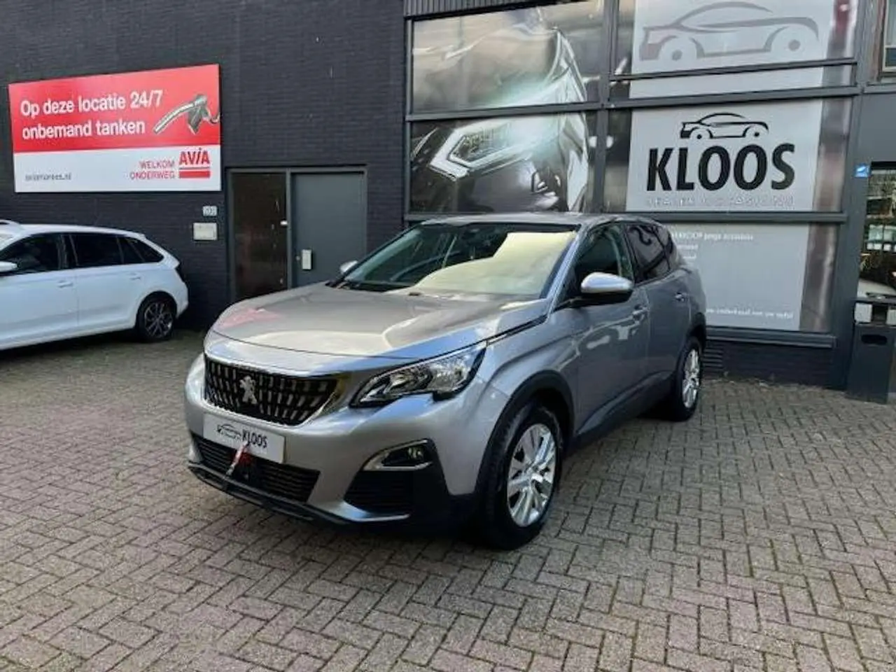 Photo 1 : Peugeot 3008 2017 Petrol