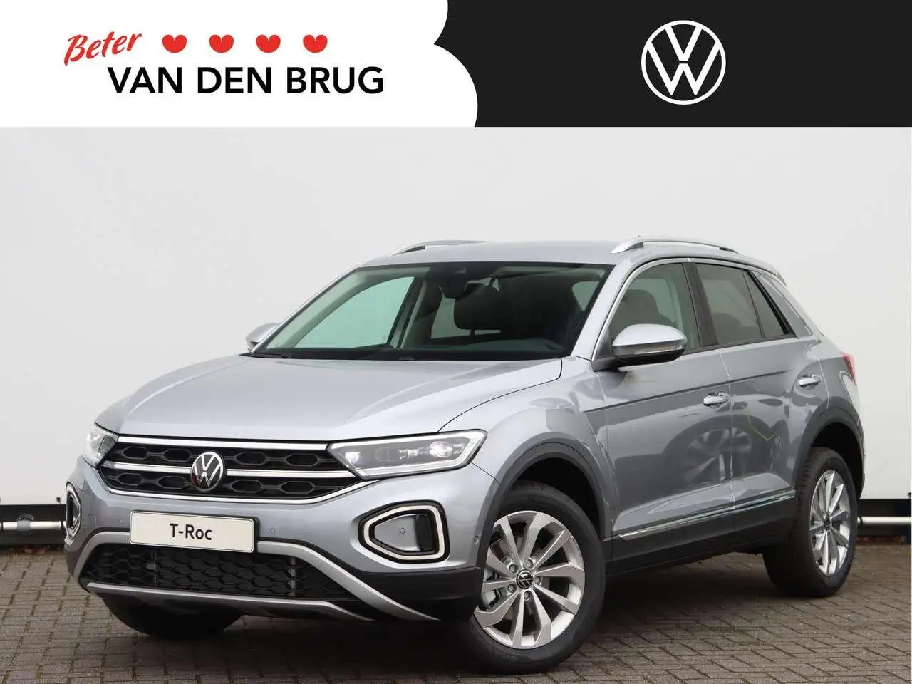 Photo 1 : Volkswagen T-roc 2023 Essence