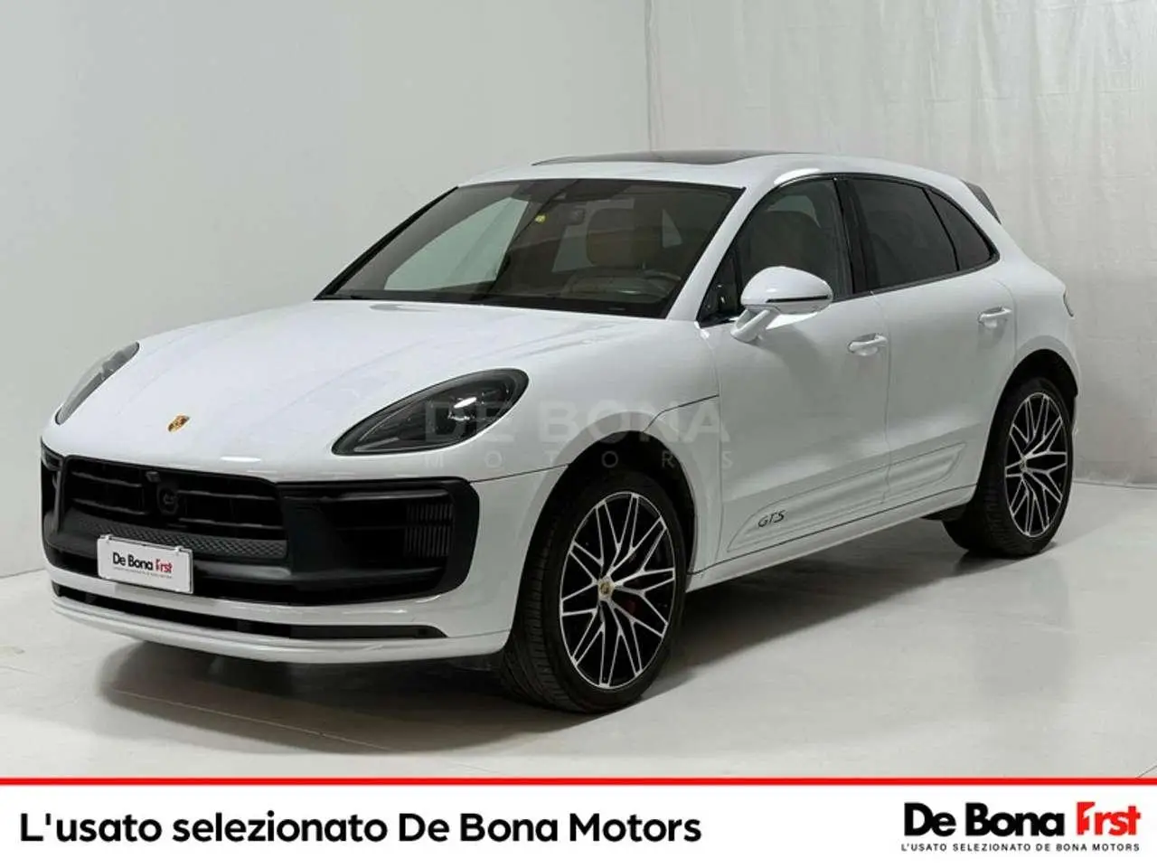 Photo 1 : Porsche Macan 2023 Essence