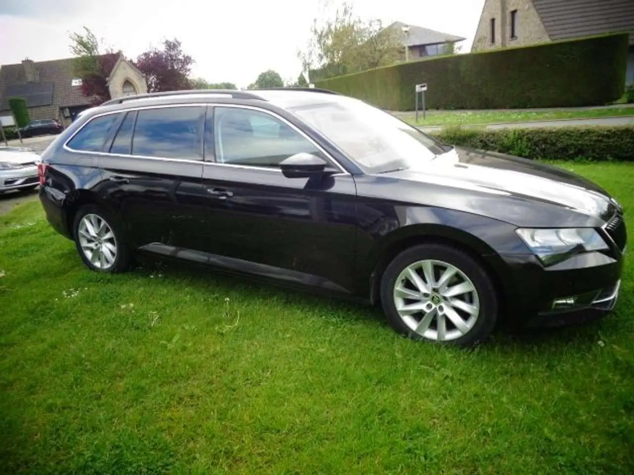 Photo 1 : Skoda Superb 2019 Petrol