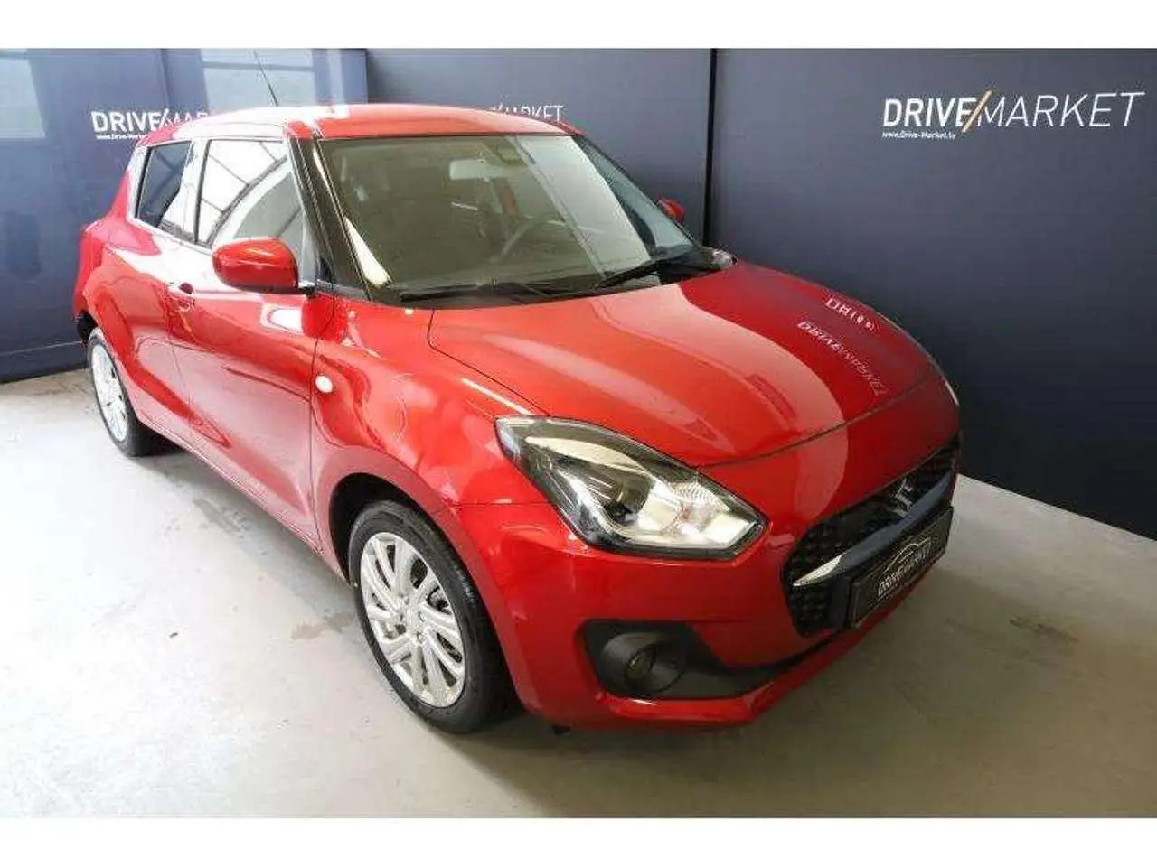 Photo 1 : Suzuki Swift 2024 Essence