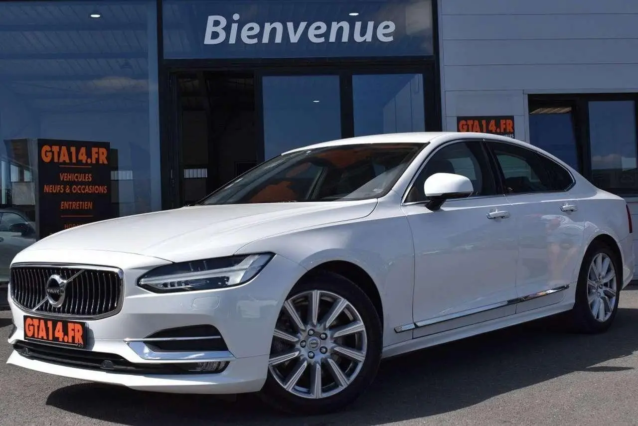 Photo 1 : Volvo S90 2020 Essence