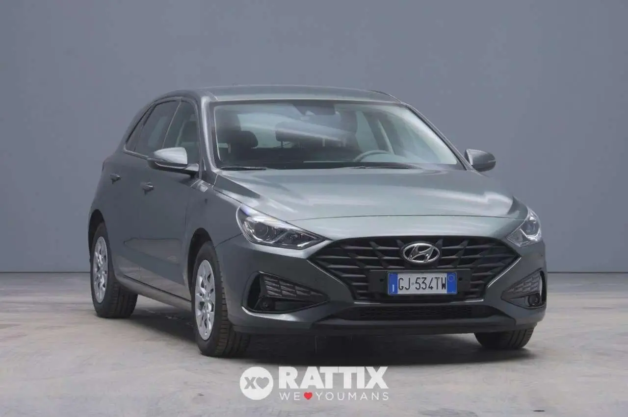 Photo 1 : Hyundai I30 2022 Hybrid