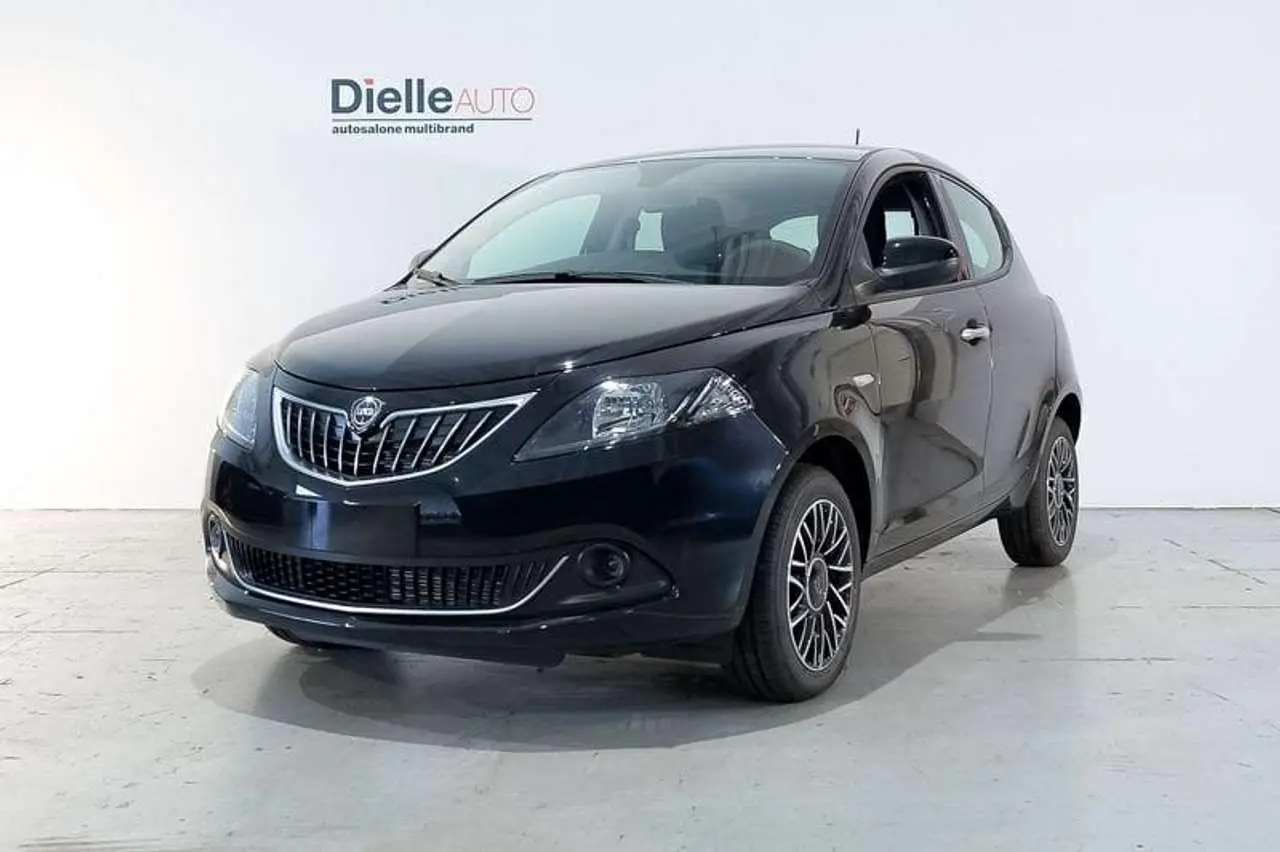 Photo 1 : Lancia Ypsilon 2024 LPG