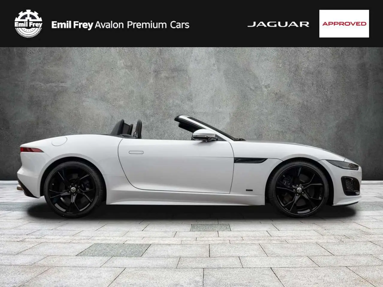 Photo 1 : Jaguar F-type 2024 Petrol