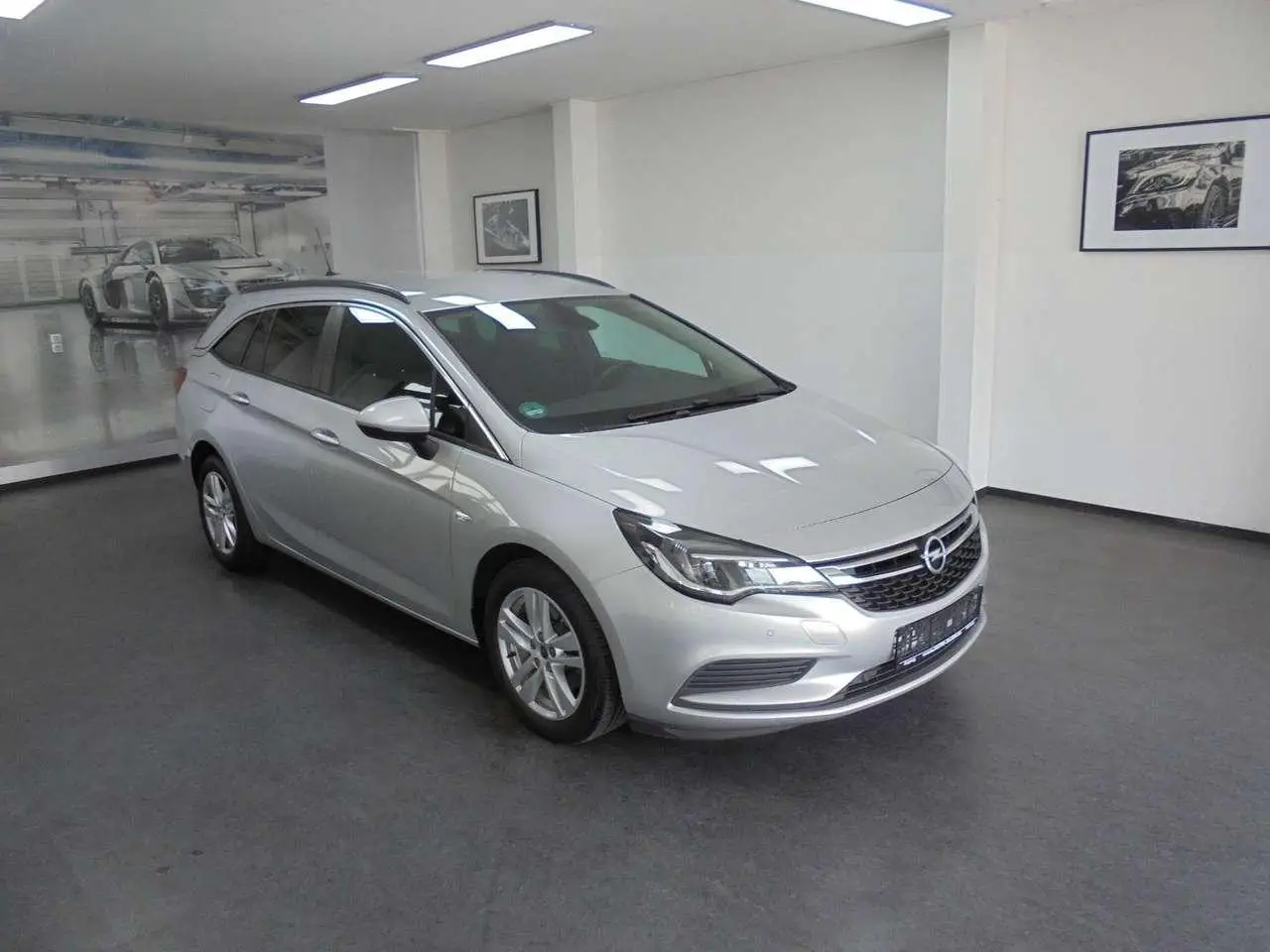 Photo 1 : Opel Astra 2019 Diesel