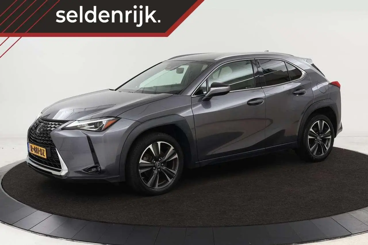 Photo 1 : Lexus Ux 2019 Hybrid