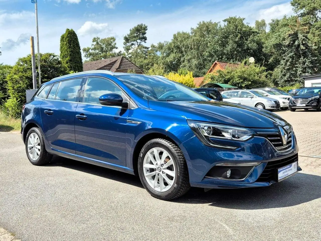 Photo 1 : Renault Megane 2016 Essence