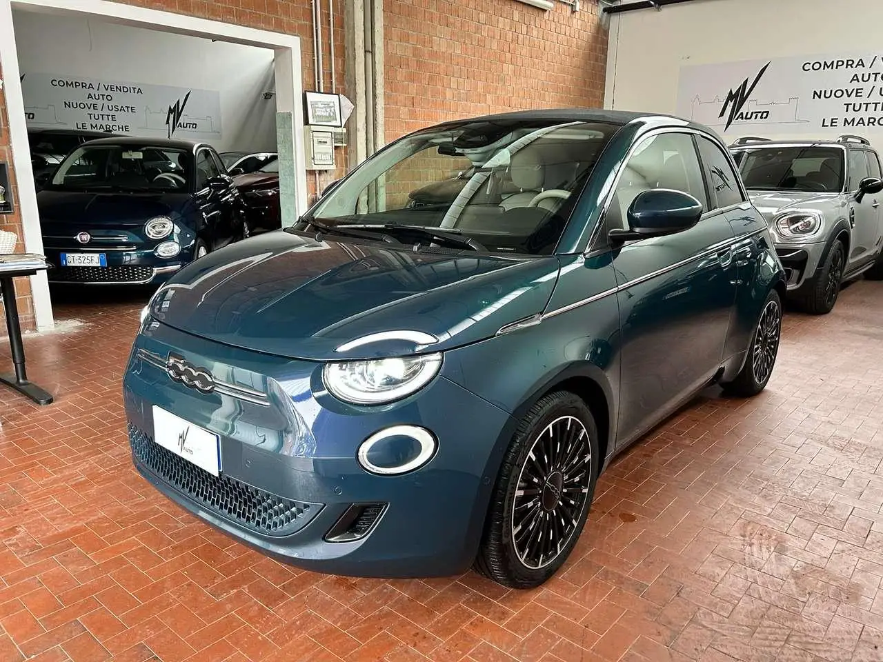 Photo 1 : Fiat 500 2020 Électrique