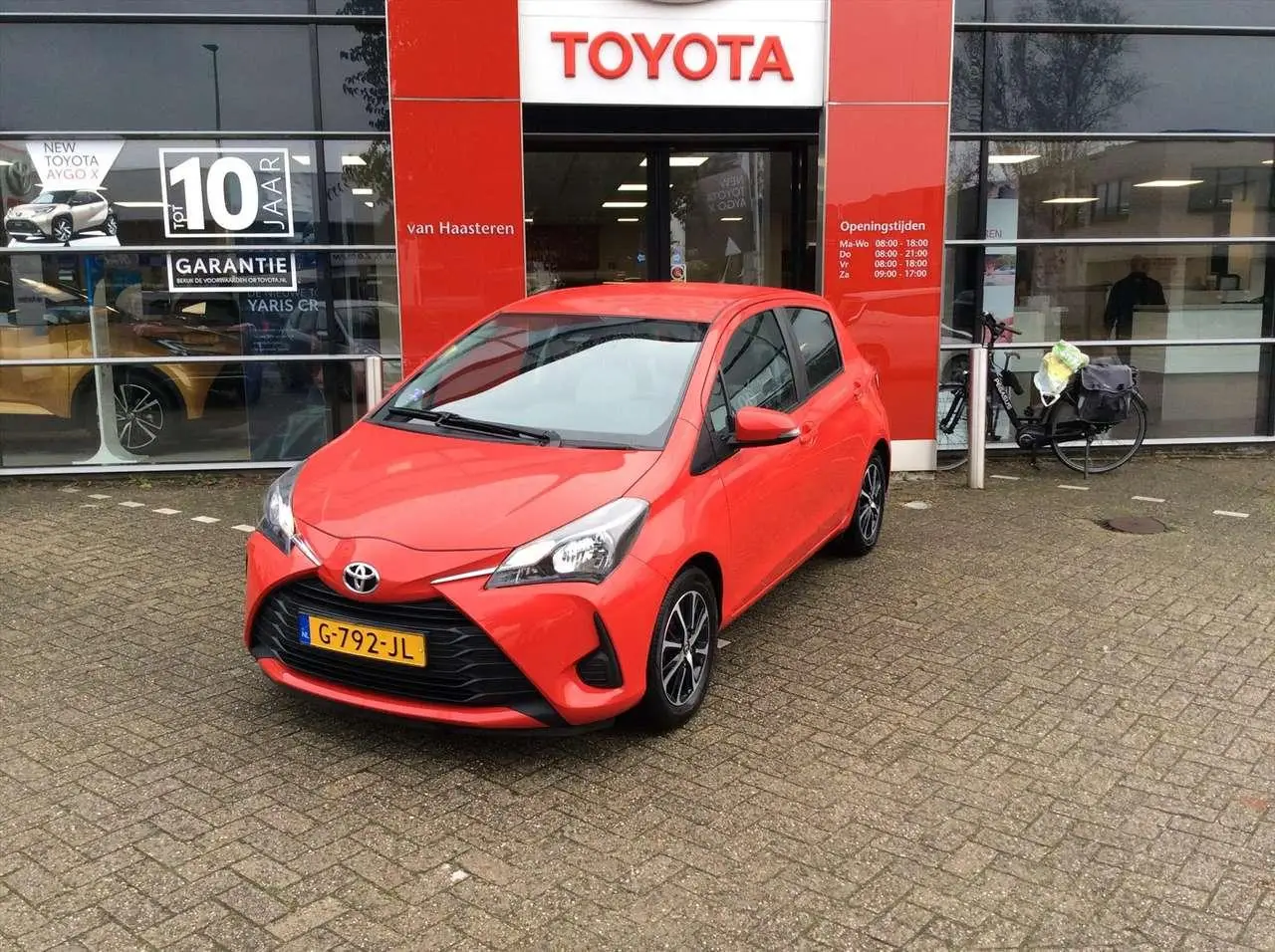 Photo 1 : Toyota Yaris 2019 Petrol