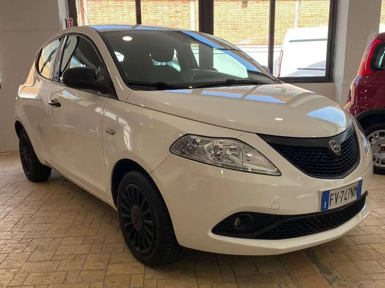 Photo 1 : Lancia Ypsilon 2019 Essence