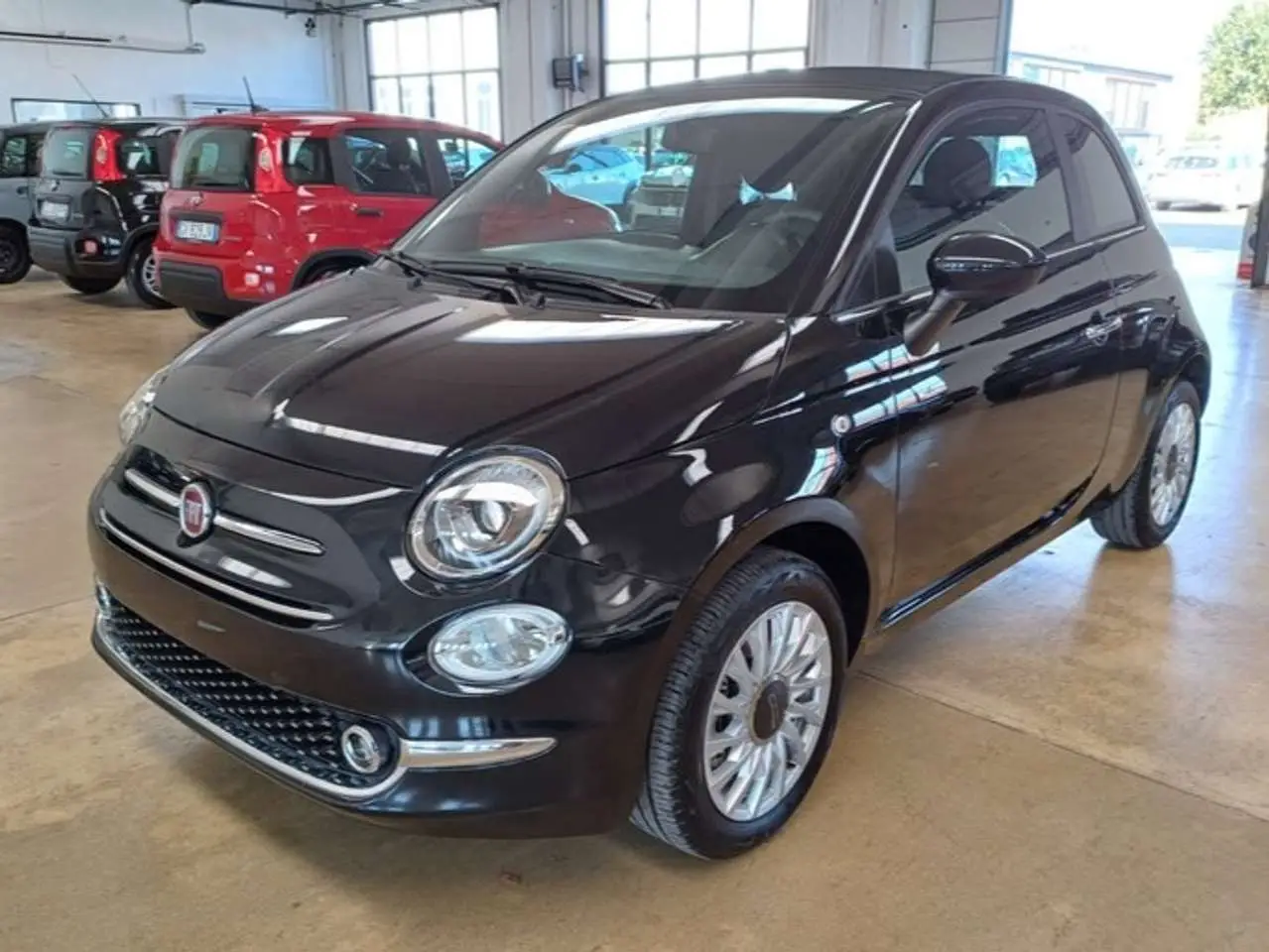 Photo 1 : Fiat 500c 2024 Hybrid