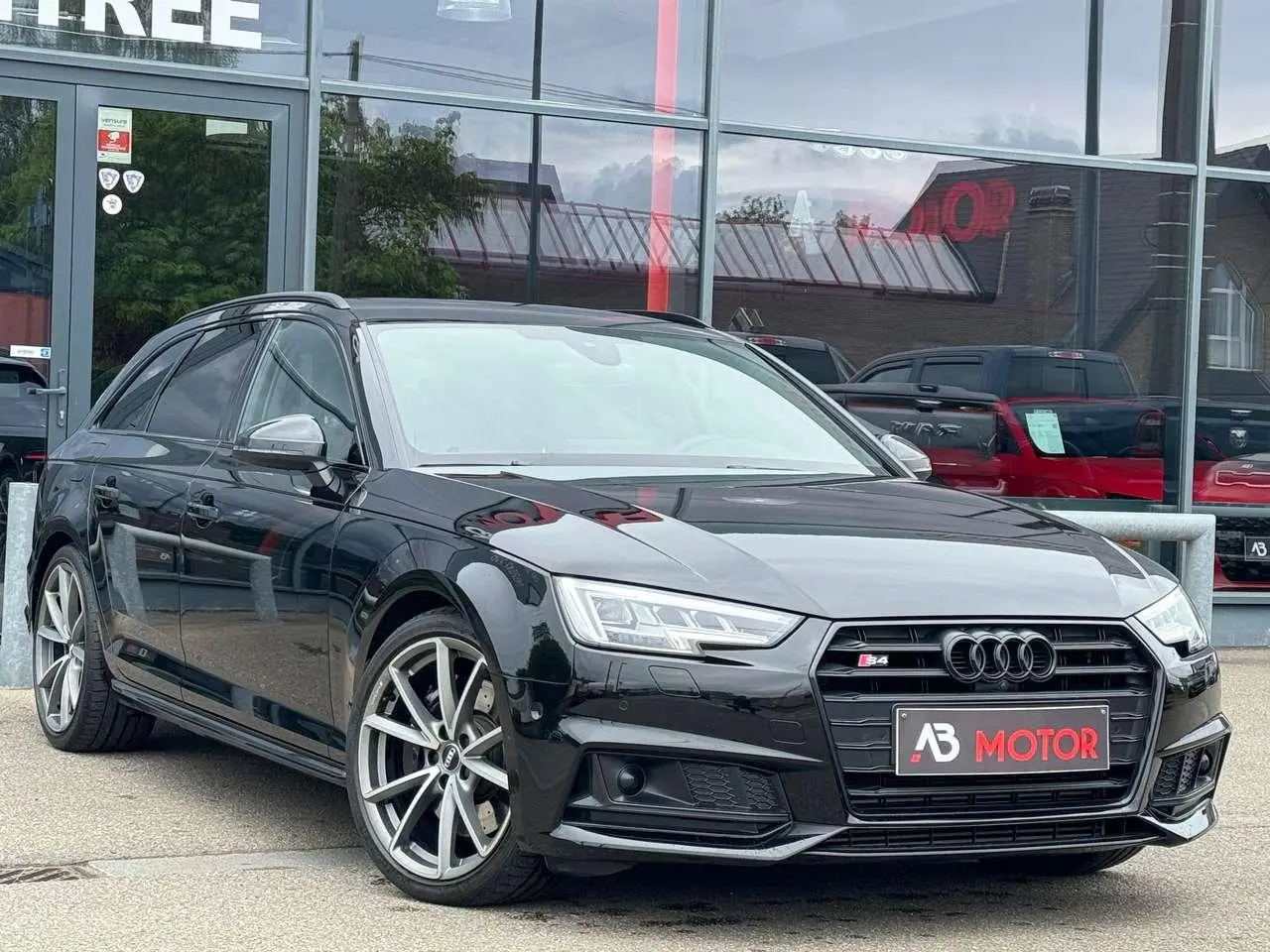 Photo 1 : Audi S4 2018 Petrol