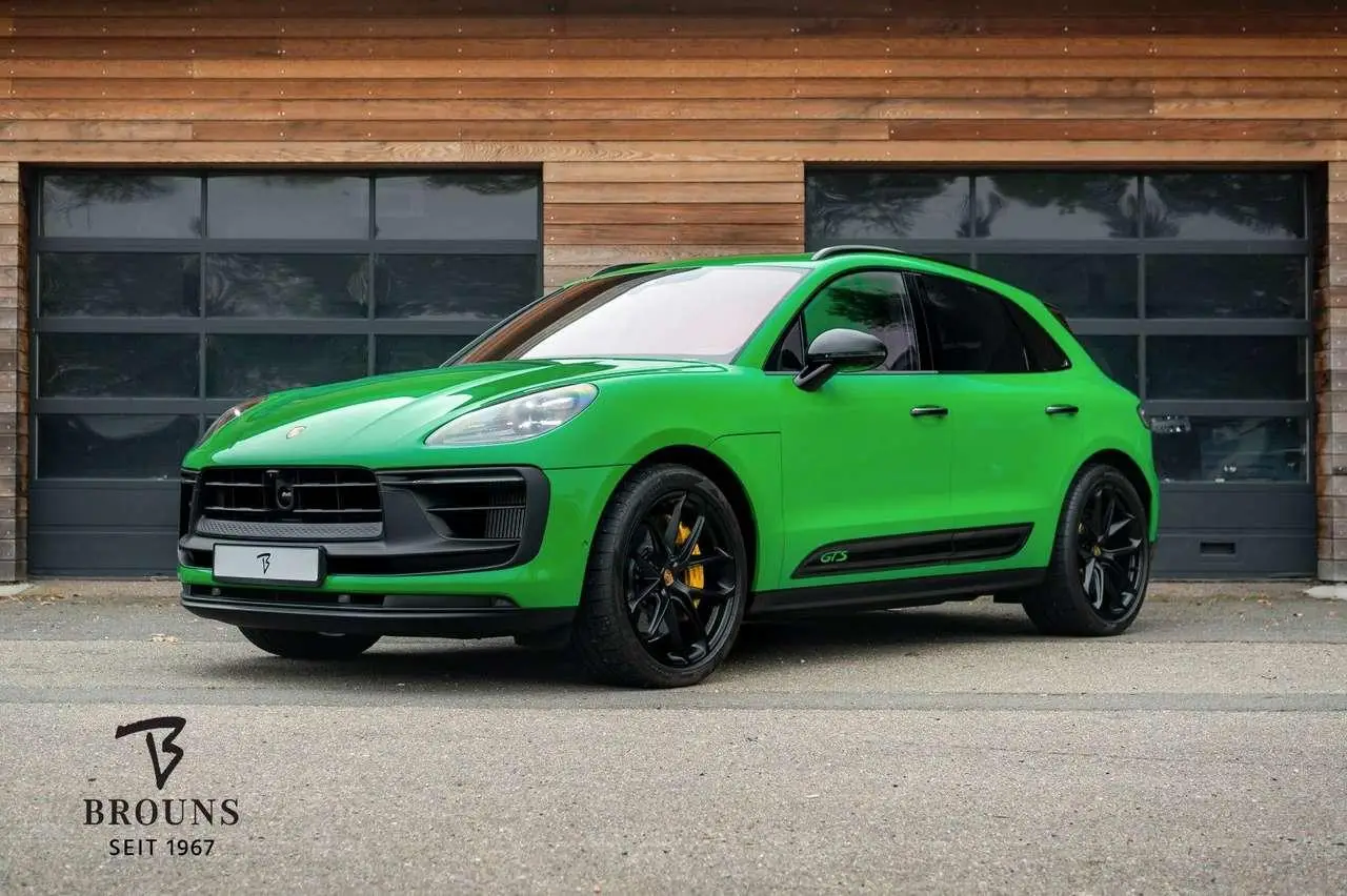 Photo 1 : Porsche Macan 2024 Essence