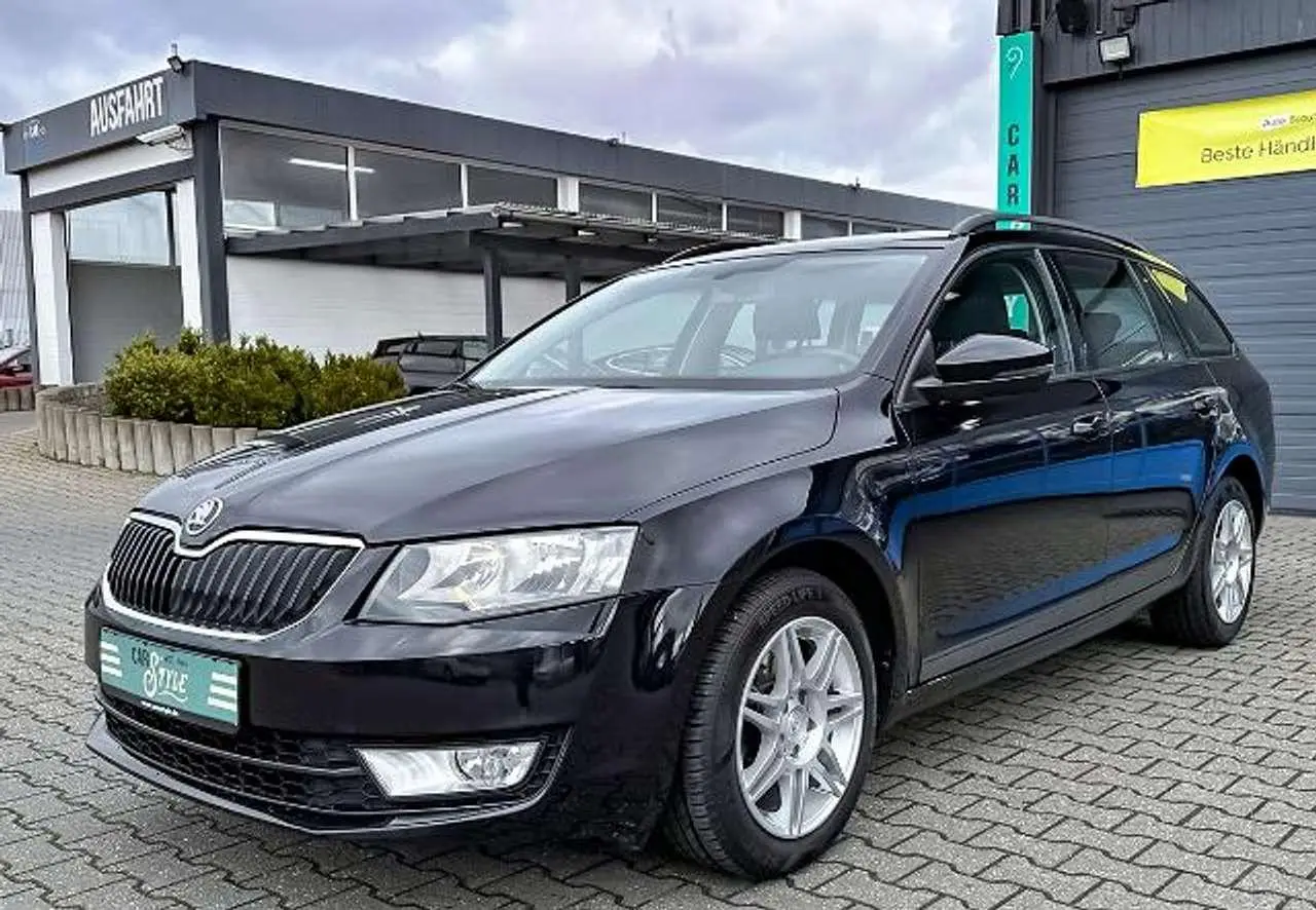 Photo 1 : Skoda Octavia 2014 Petrol