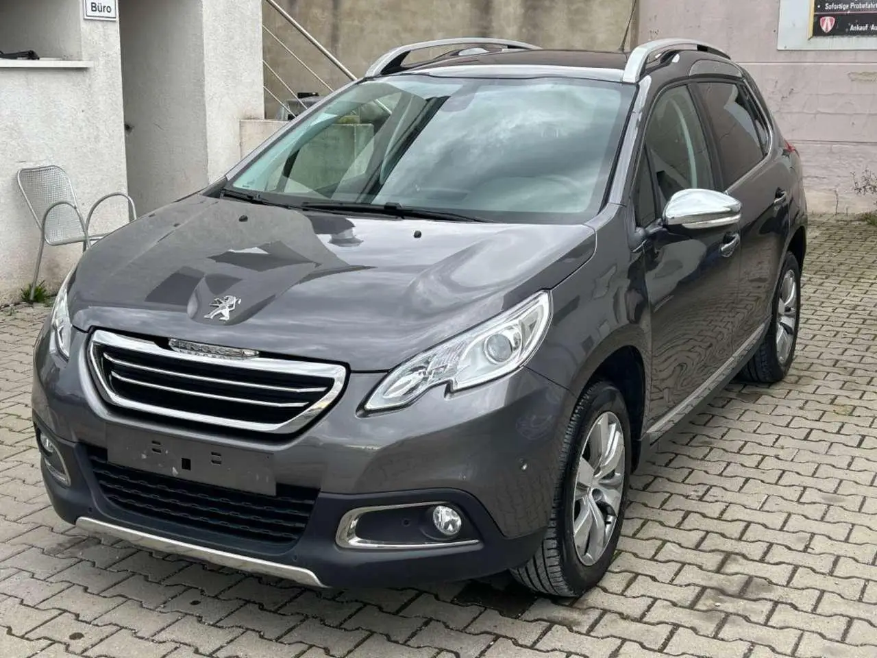 Photo 1 : Peugeot 2008 2016 Petrol