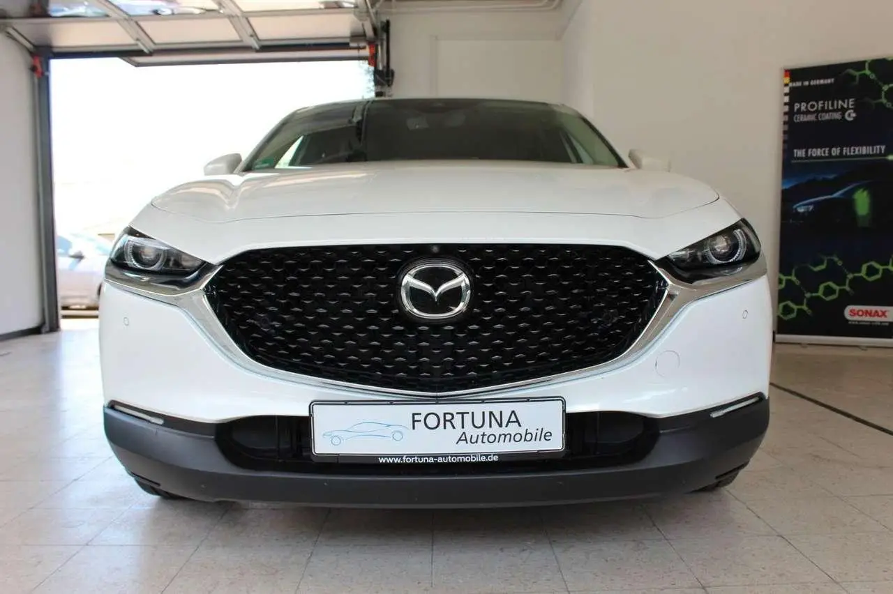 Photo 1 : Mazda Cx-30 2020 Petrol