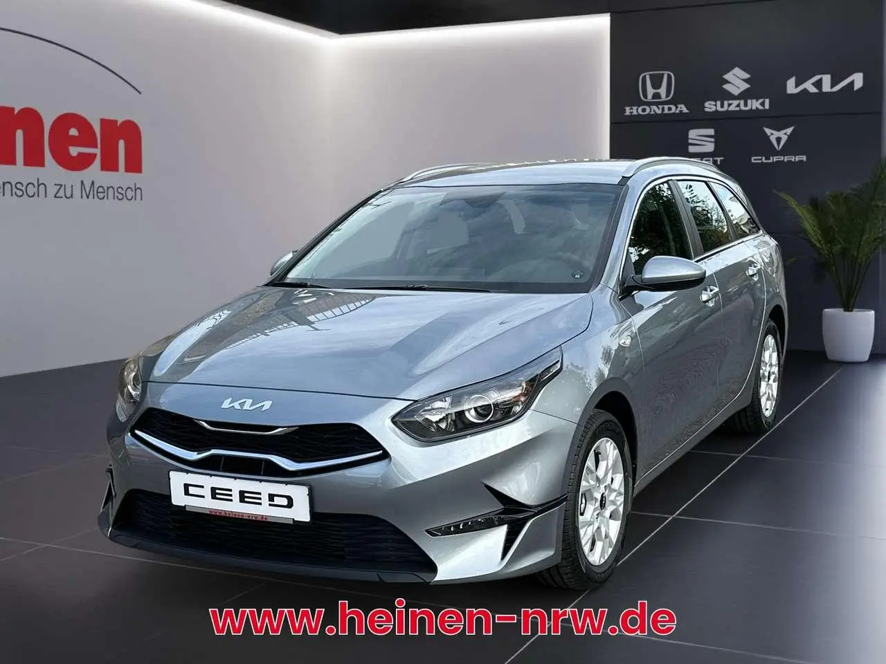 Photo 1 : Kia Ceed 2024 Petrol