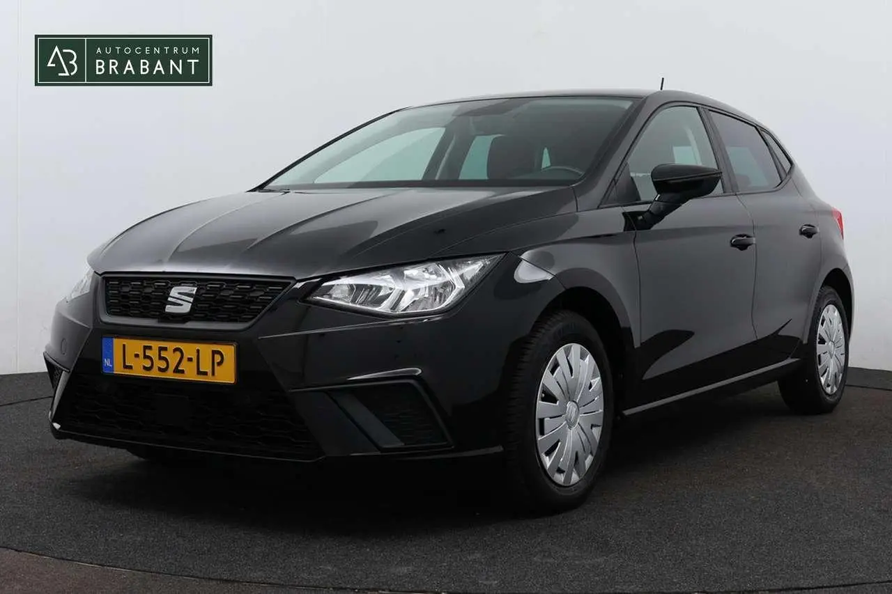 Photo 1 : Seat Ibiza 2021 Petrol