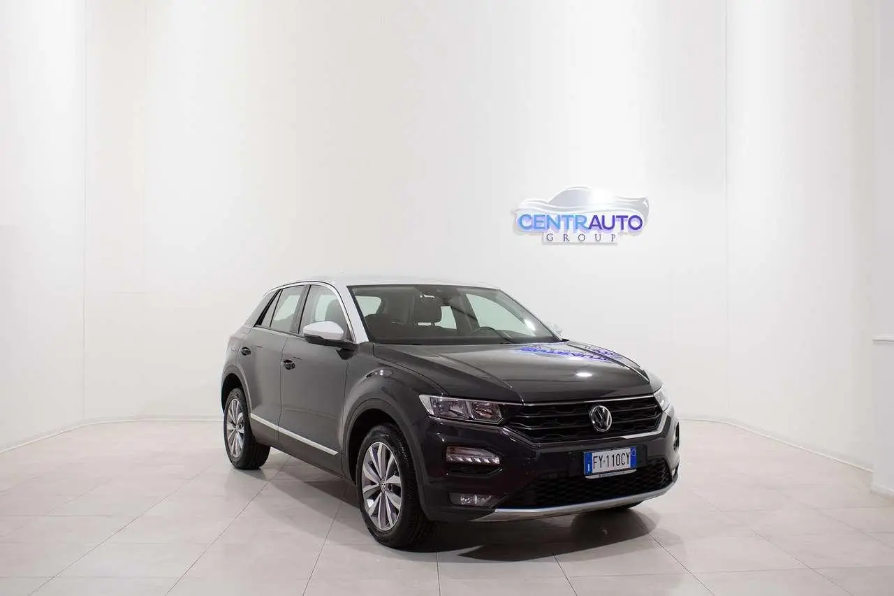 Photo 1 : Volkswagen T-roc 2019 Petrol