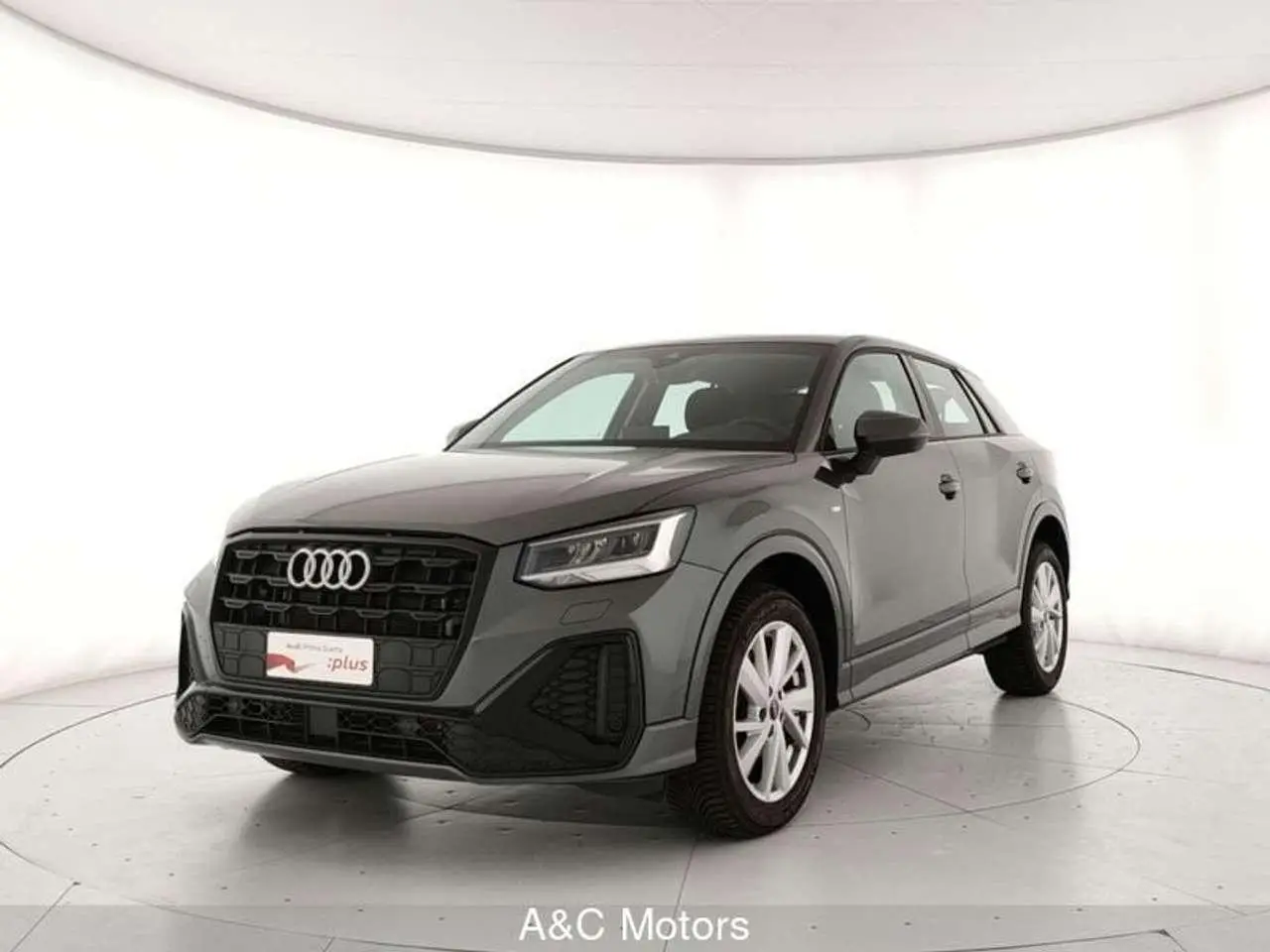 Photo 1 : Audi Q2 2023 Diesel