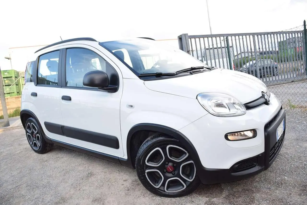 Photo 1 : Fiat Panda 2022 Hybride