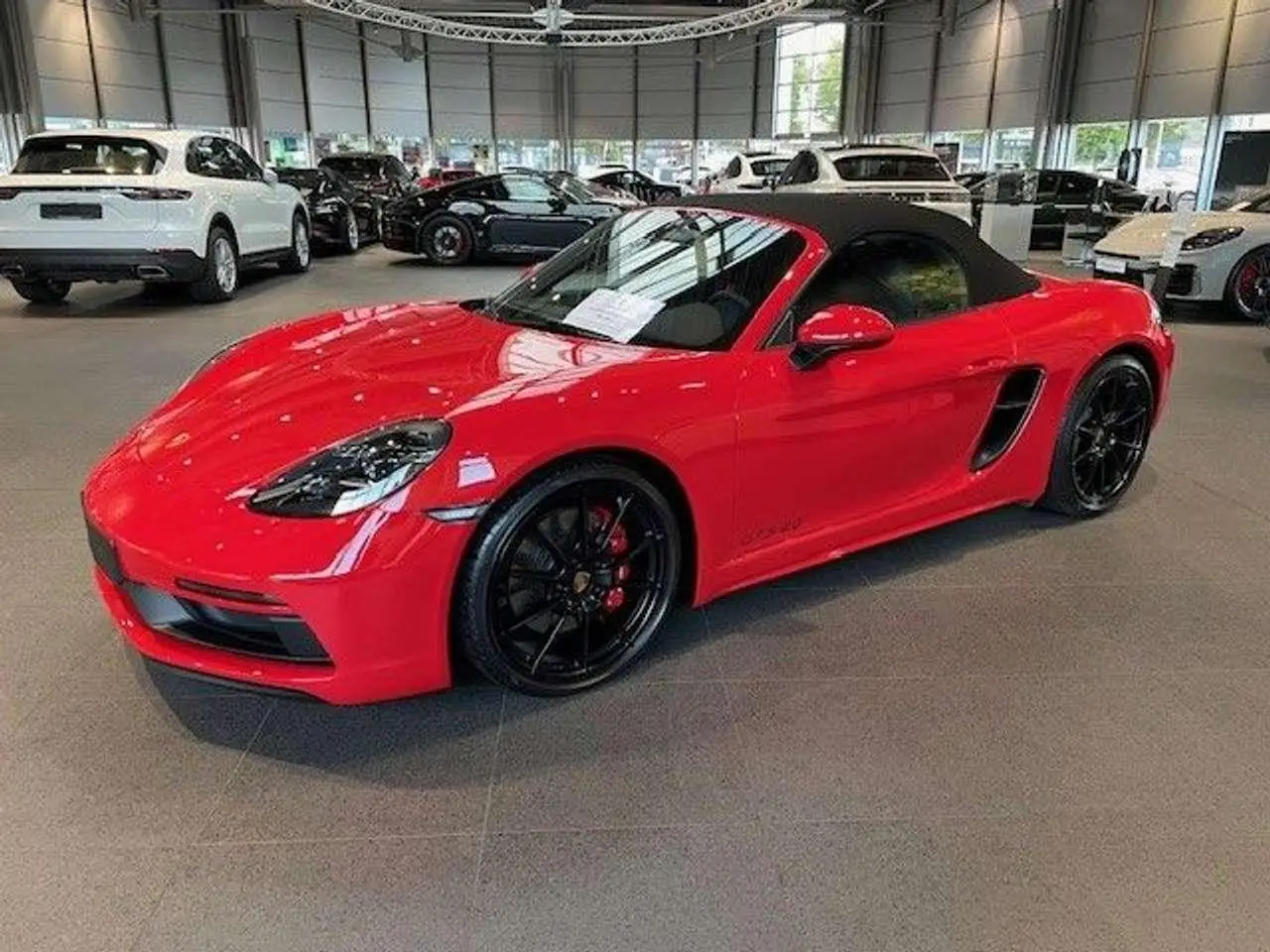 Photo 1 : Porsche Boxster 2024 Essence