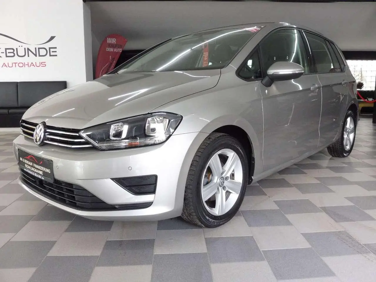 Photo 1 : Volkswagen Golf 2015 Essence