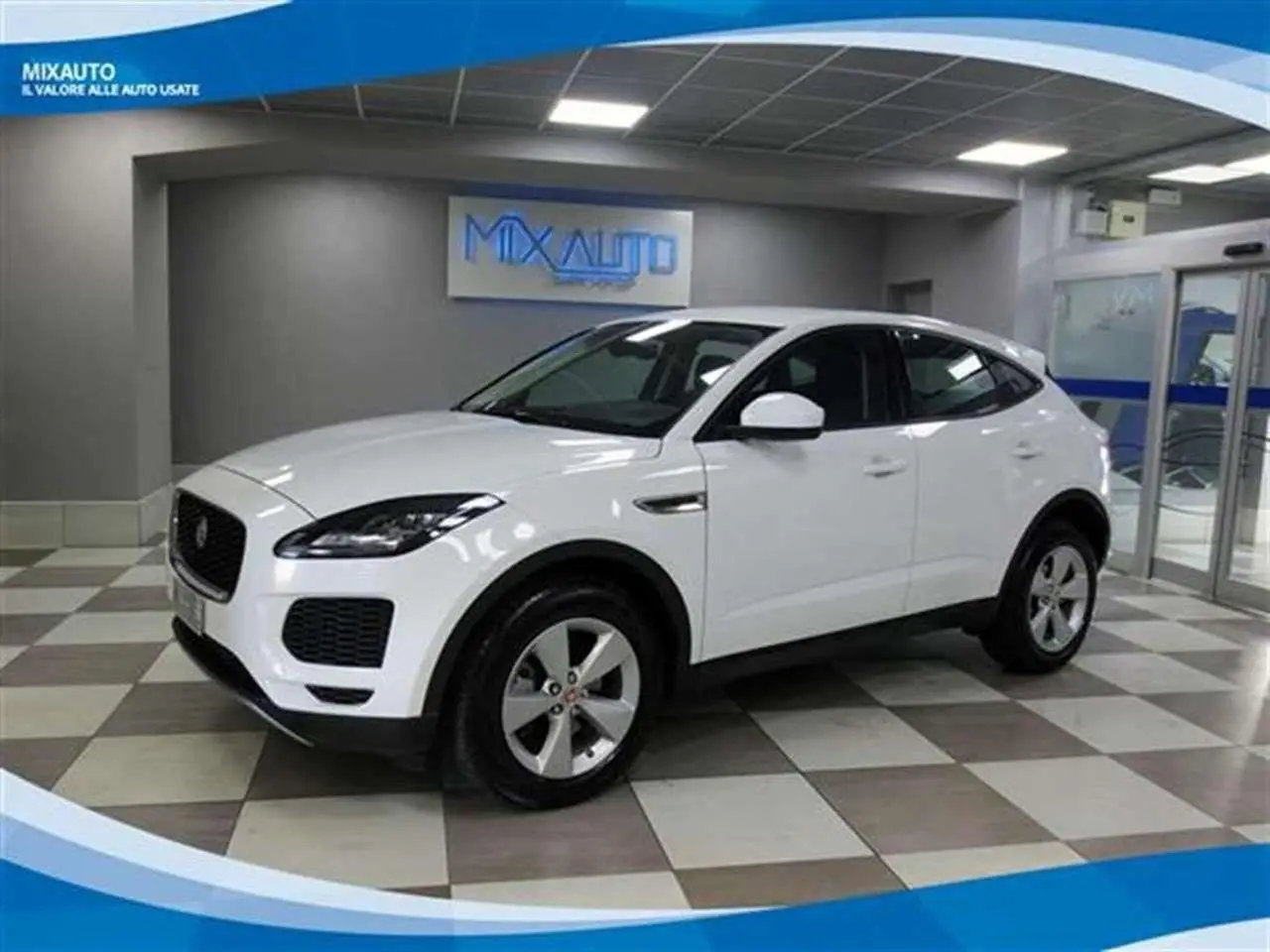 Photo 1 : Jaguar E-pace 2020 Diesel